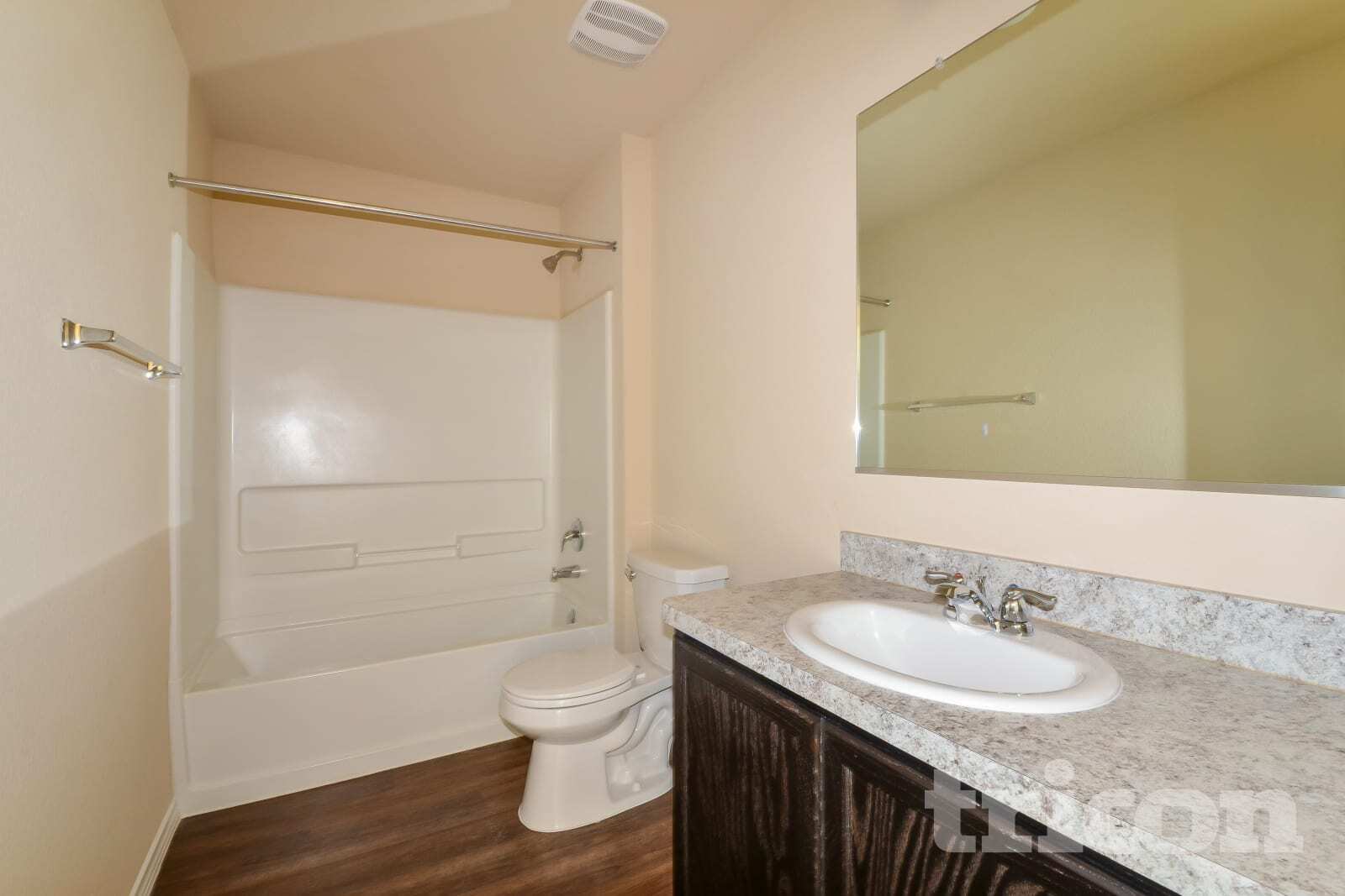 Building Photo - 9735 Marbach Gdn