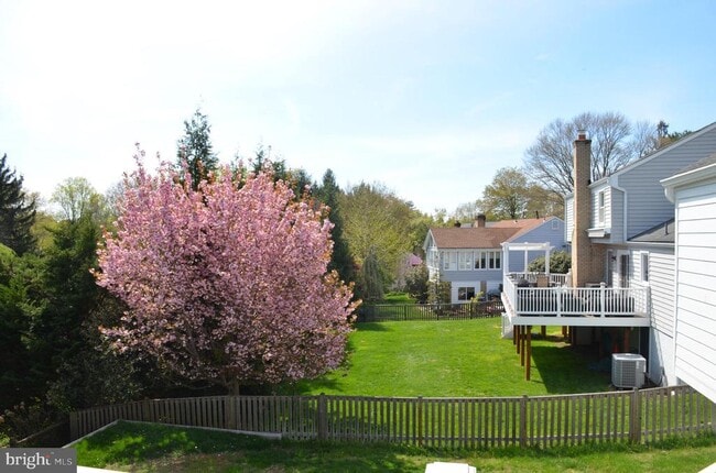 Building Photo - 9012 Paddock Ln