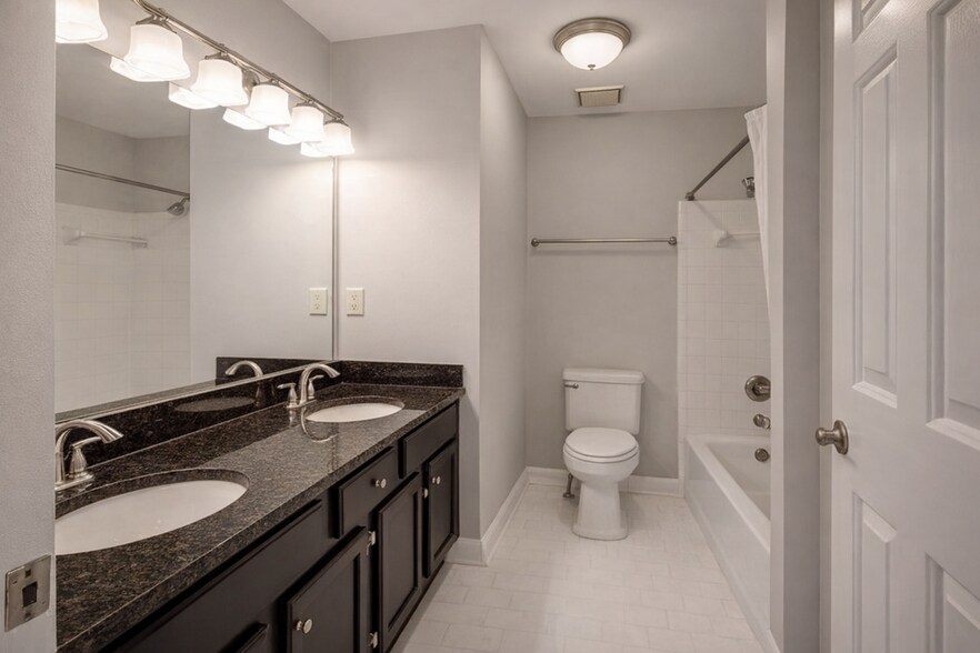 Building Photo - 9073 Carroll Manor Dr