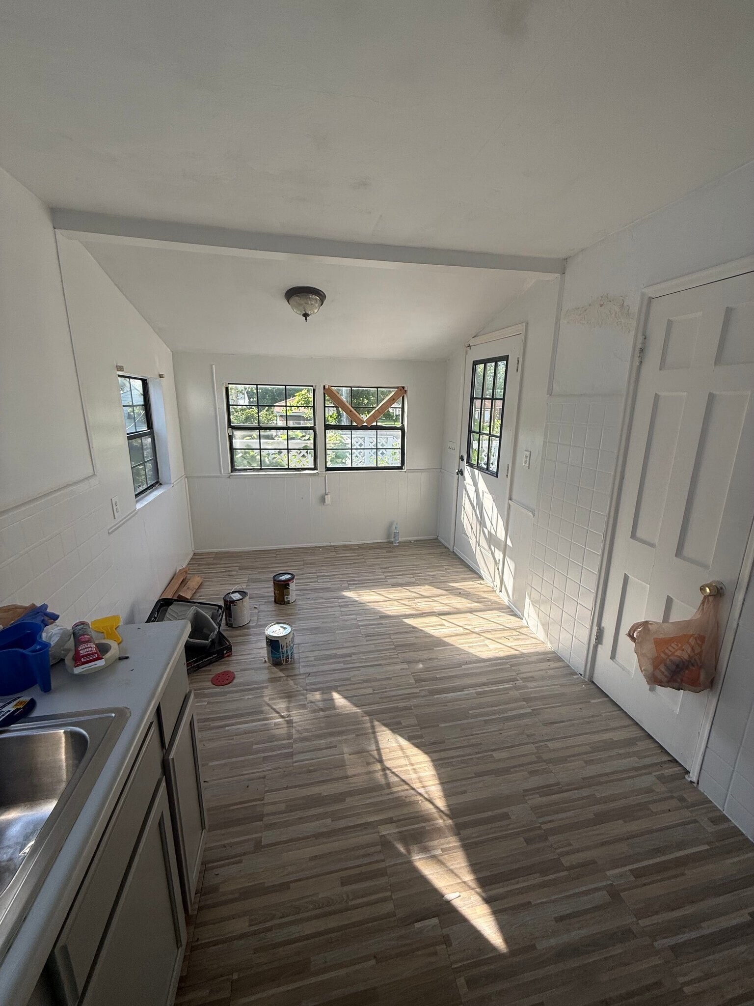 Building Photo - 5600 Gatesworth Ave