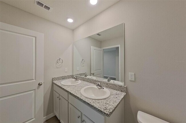 Building Photo - 8670 SW 43rd Ter