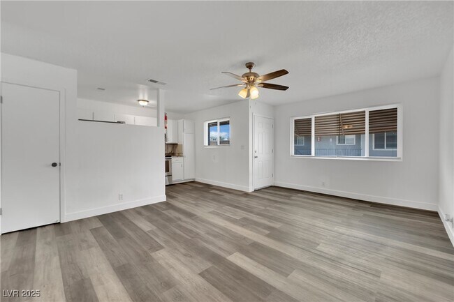Building Photo - 2904 Marlin Ave