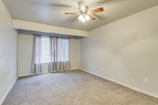 Building Photo - 4320 52nd St