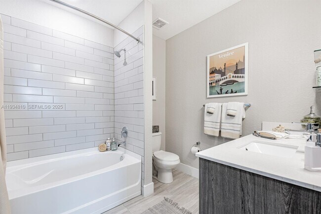 Building Photo - 9311 W Commercial Blvd