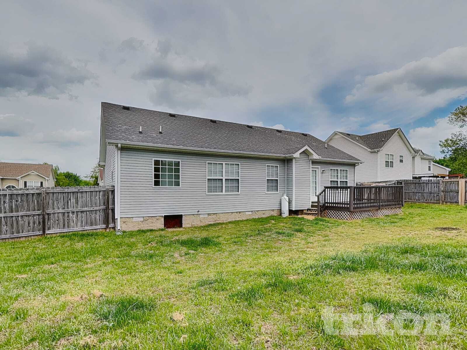 Building Photo - 1616 Broad Cir