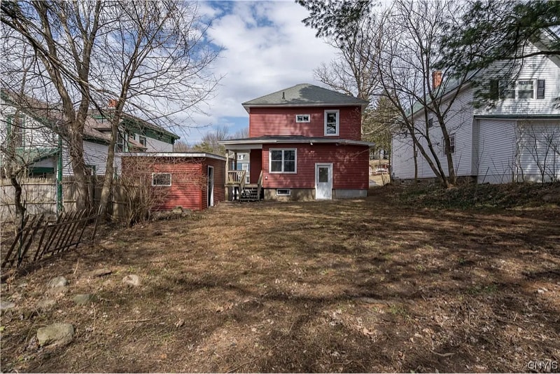 Building Photo - 135 N Washington St