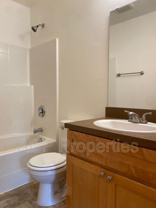 Building Photo - 5889 Cedar St