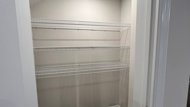 Building Photo - 243 Christiana Ln