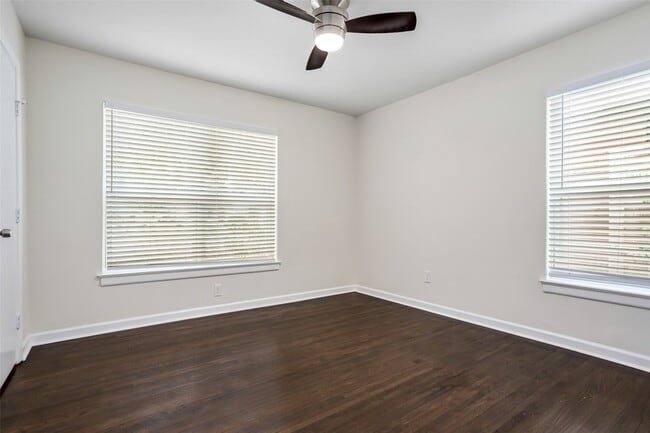 Building Photo - 3928 Valley Ridge Rd