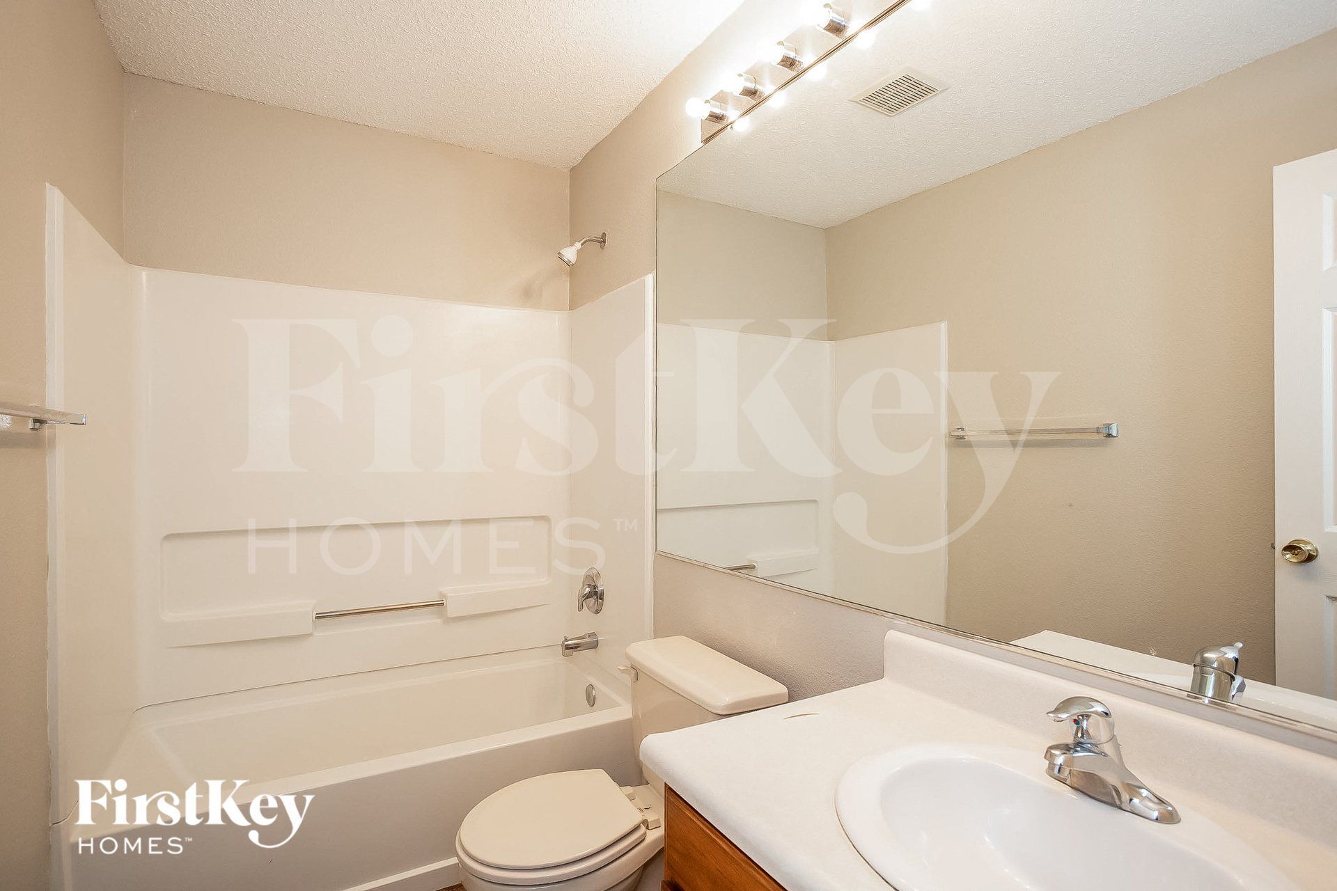 Building Photo - 15563 Dusty Trail