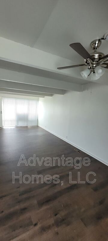 Building Photo - 832 N 70th St