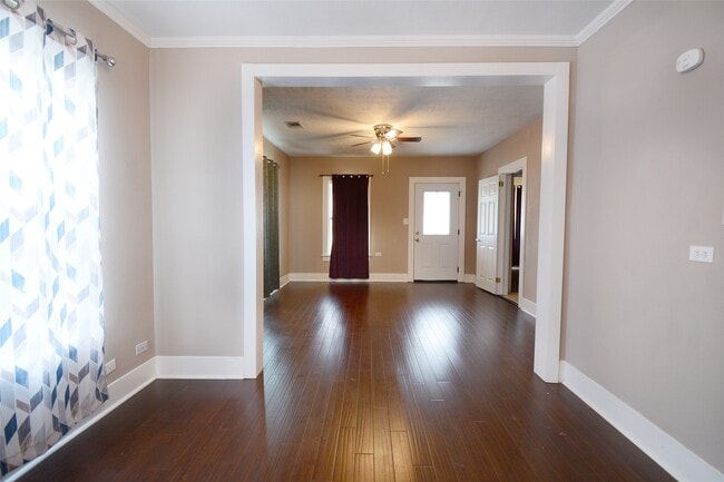 Building Photo - 407 N Chappell Hill St