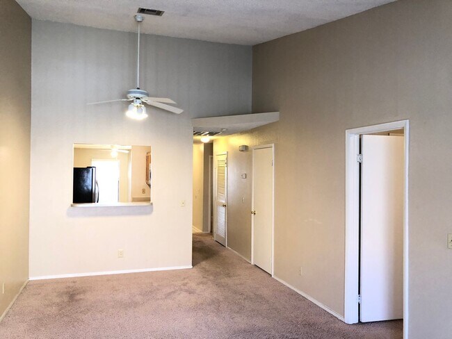 Building Photo - 304 Crosswind Way