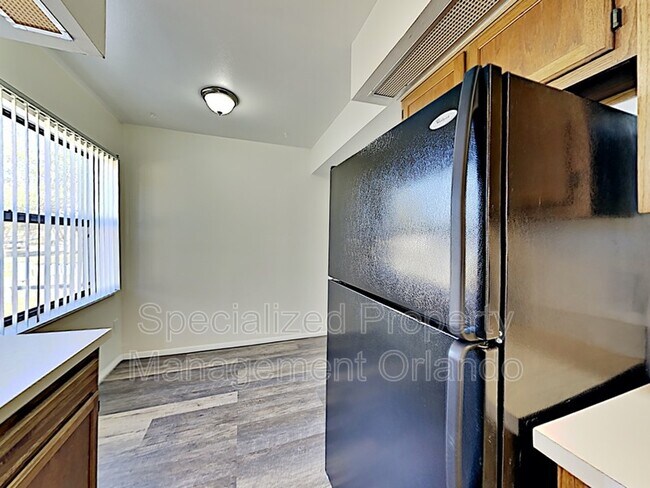 Building Photo - 3235 Vishaal Dr