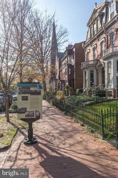 Building Photo - 1701 16th St NW