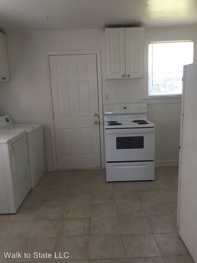 Building Photo - 2 br, 1 bath House - 717 Georgetown Road