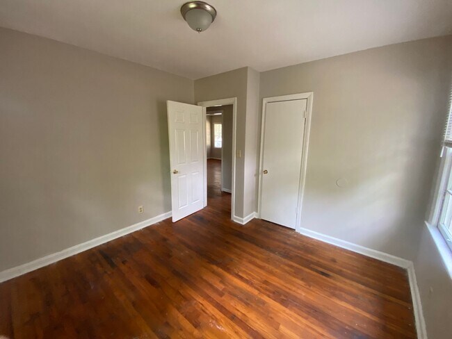 Building Photo - **AVAILABLE NOW**Total Electric - Near Ft. Benning/Columbus, GA 3 Bedroom / 1 Bathroom Home for R...