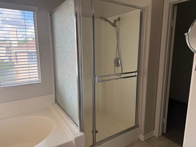 Building Photo - Updated home near Sycamore Canyon available for lease