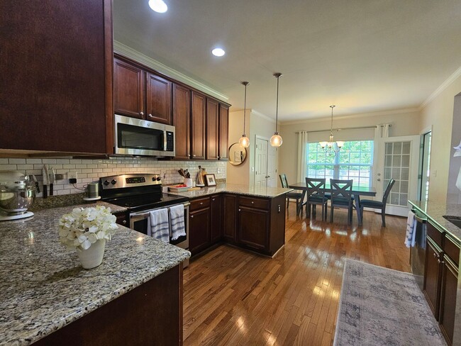 Building Photo - GRASSFIELD - Lauren's Cove
