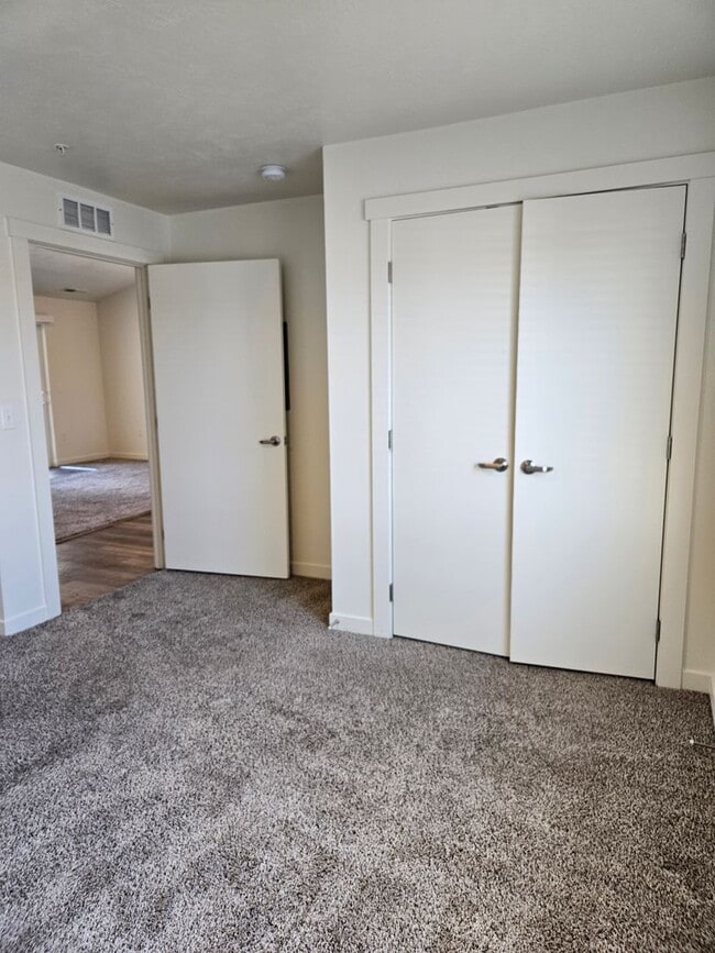 Building Photo - 2707 Blackfoot Ln