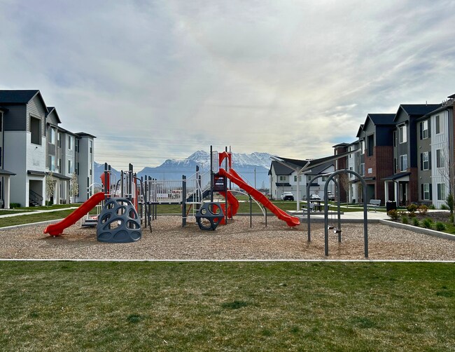 Building Photo - 3668 W 1440 N