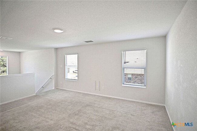 Building Photo - 884 Armadillo Dr