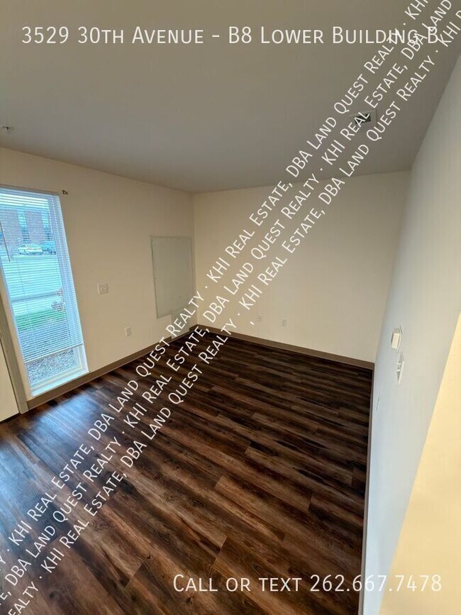 Building Photo - 3529 30th Ave