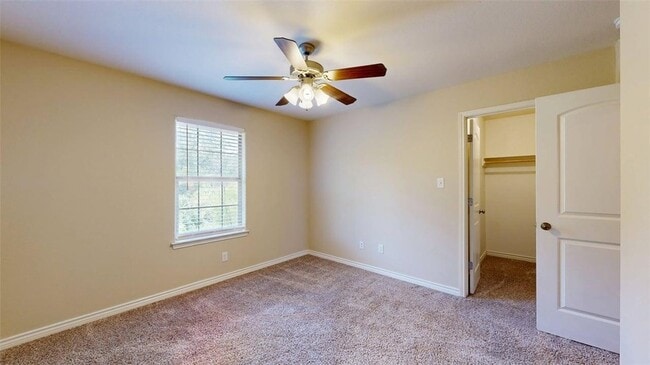 Building Photo - 4436 Reveille Rd