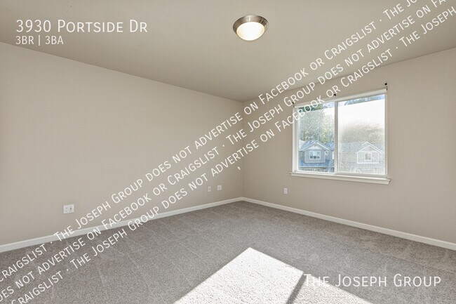 Building Photo - 3930 Portside Dr