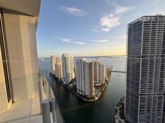 Building Photo - 300 Biscayne Blvd Way