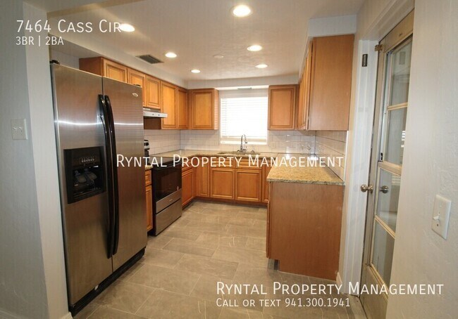 Building Photo - 7464 Cass Cir