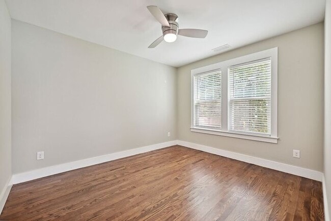 Building Photo - Charming 3BD/2BA Bungalow in Druid Hills!