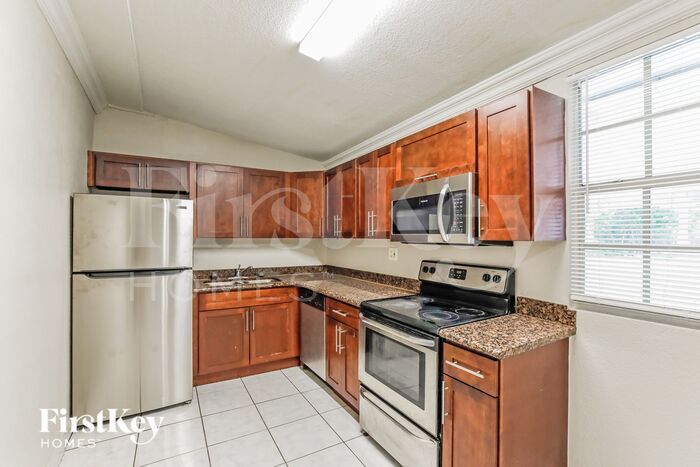 Building Photo - 12620 NW 15th Ave