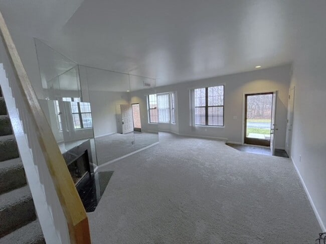 Building Photo - Spacious Condominium