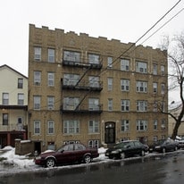 Building Photo - 166 Summit Ave
