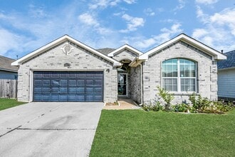 Building Photo - 3827 Dogwood Tr