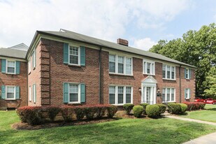 Building Photo - Avenue Willow Apartment Homes