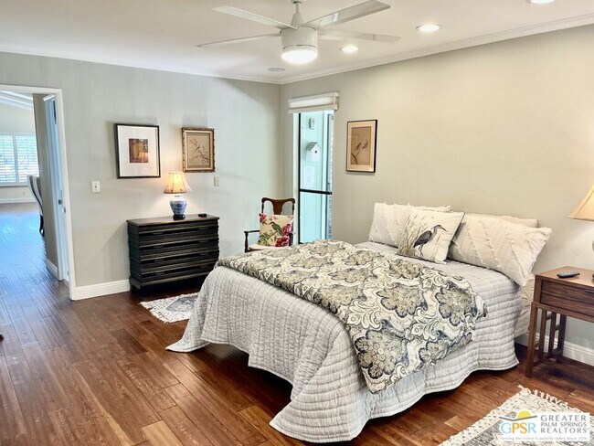 Building Photo - 73450 Country Club Dr