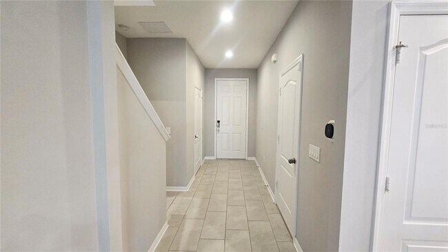 Building Photo - 11992 Sands Cv