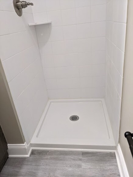 Building Photo - 1245 S Hawthorne Rd