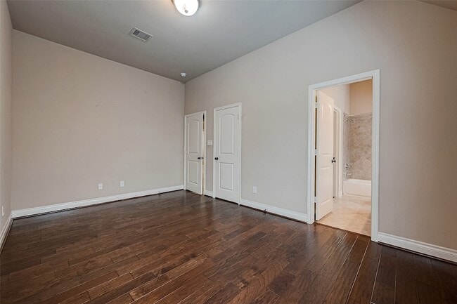 Building Photo - 5810 Emmit Creek Ln