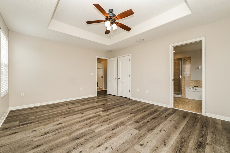 Building Photo - 7614 Maroon Peak Dr