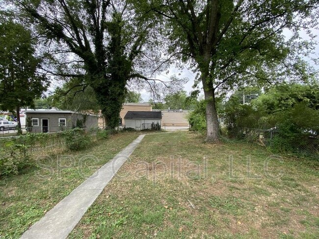 Building Photo - 704 Jessop Pl