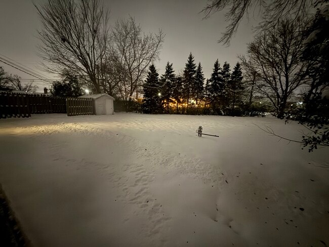 Building Photo - 7741 W Argyle St