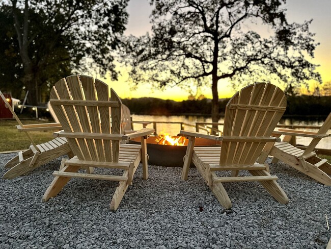 Building Photo - 6620 Upton Ln