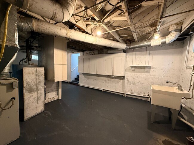 Building Photo - 3601 N Russet St