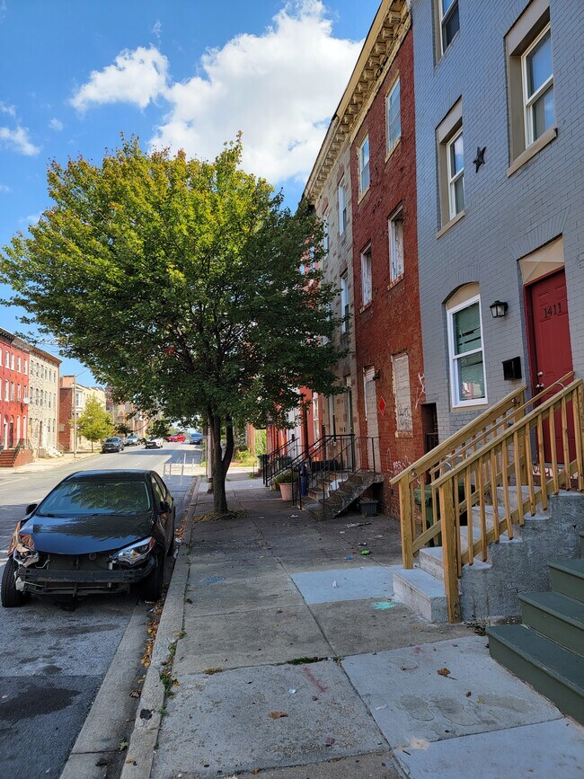 Building Photo - 1409 E Preston St