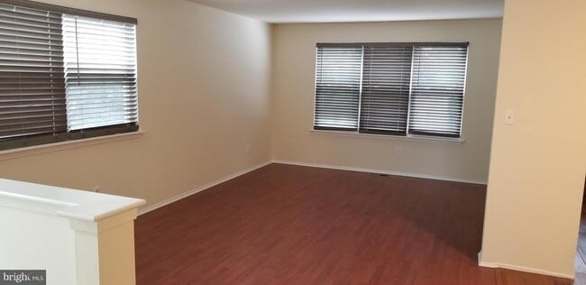 Building Photo - 1521 Stoney Ln