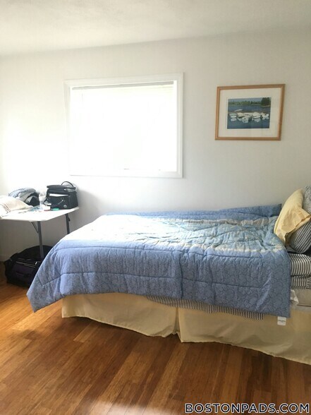 Building Photo - 25 Oxford Cir