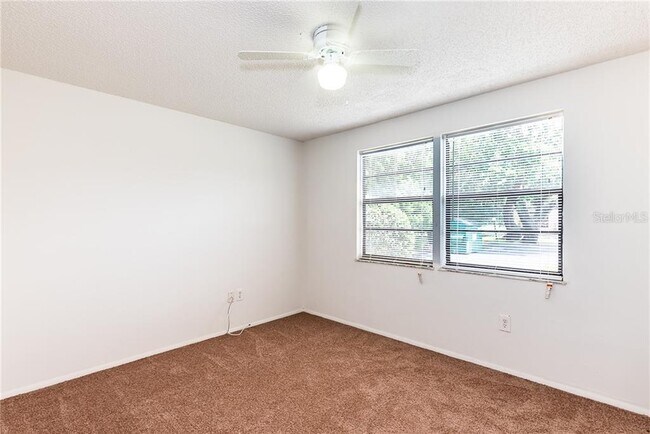 Building Photo - 4022 Beaver Ln